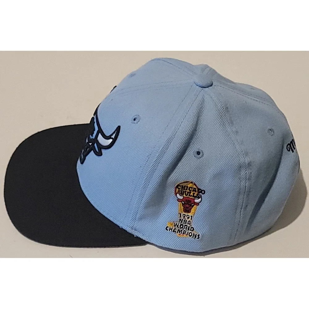 VTG Chicago Bulls Mitchell&Ness 1991 NBA World Champions Snapback Hat Blue/Black